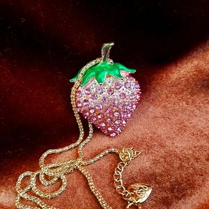 🤡2 for $40 Betsey Johnson necklace